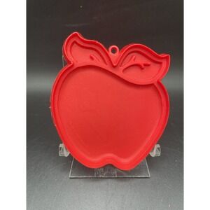 Hallmark Vintage Cookie Cutter Red Apple Fruit School Teacher Baking